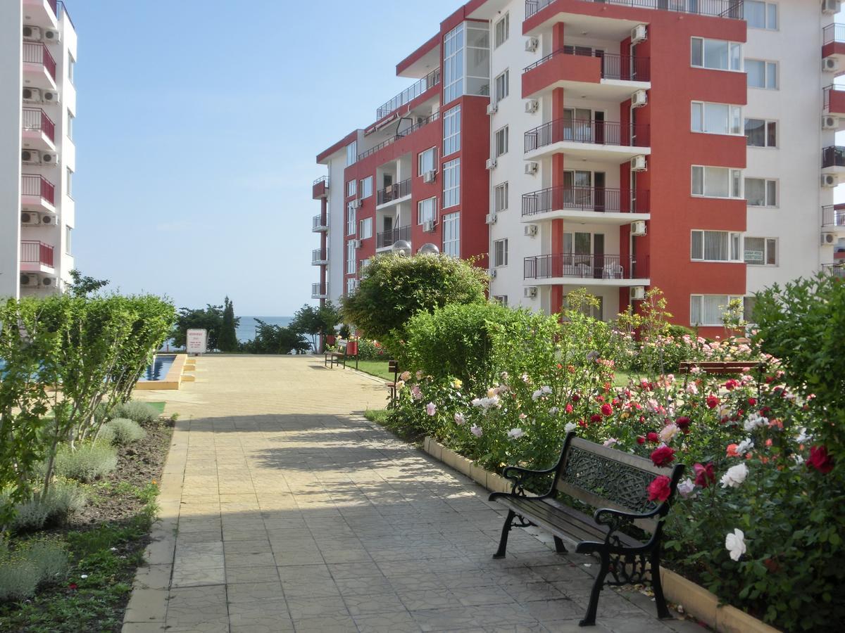 Sea View Panorama Apartment On Complex With Pools And Beach, Sveti Vlas Extérieur photo