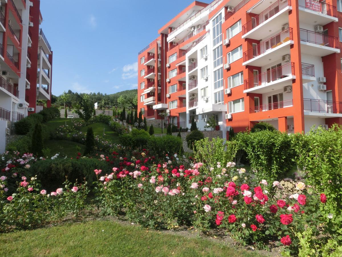 Sea View Panorama Apartment On Complex With Pools And Beach, Sveti Vlas Extérieur photo